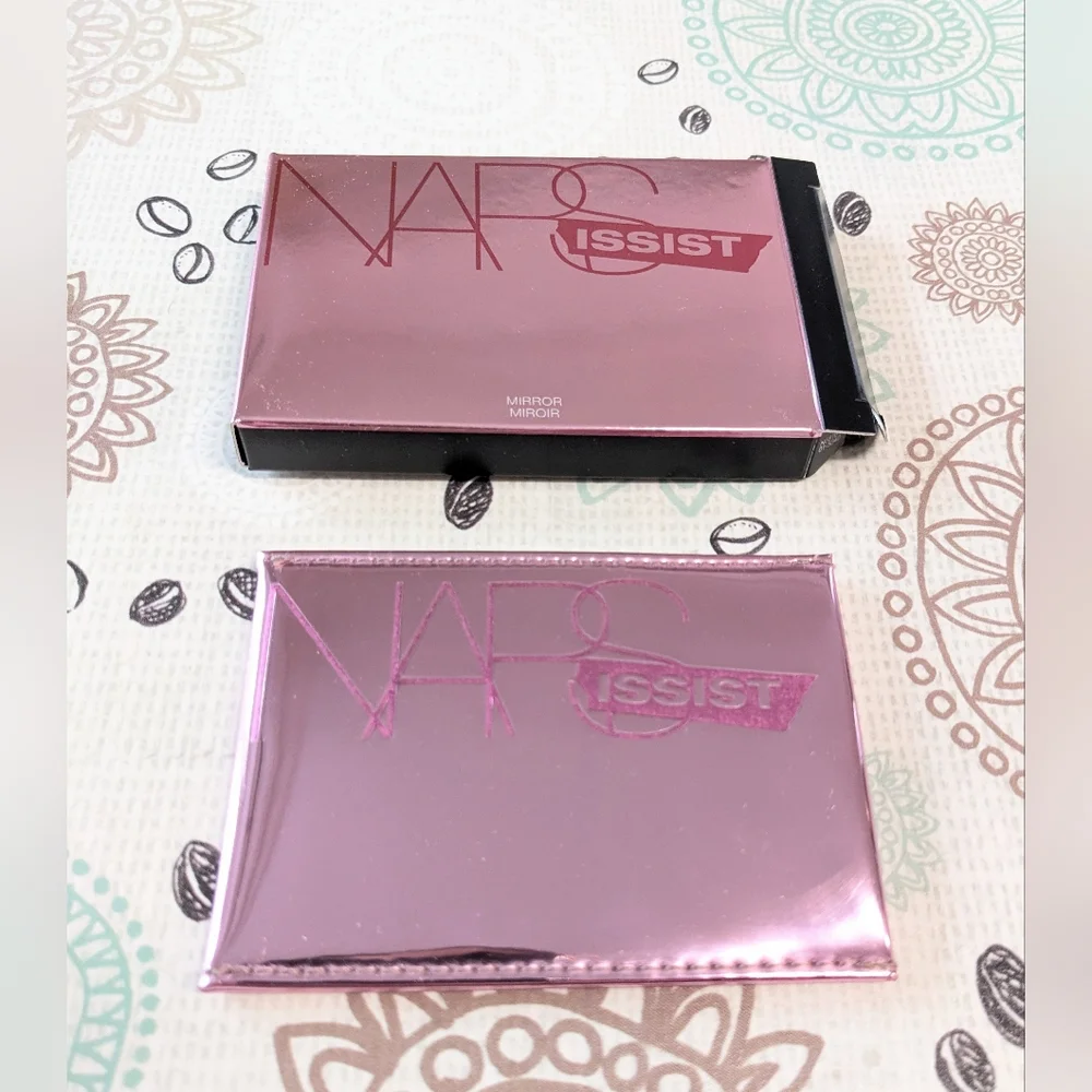 NARS Narcissist limited edition travel mirror